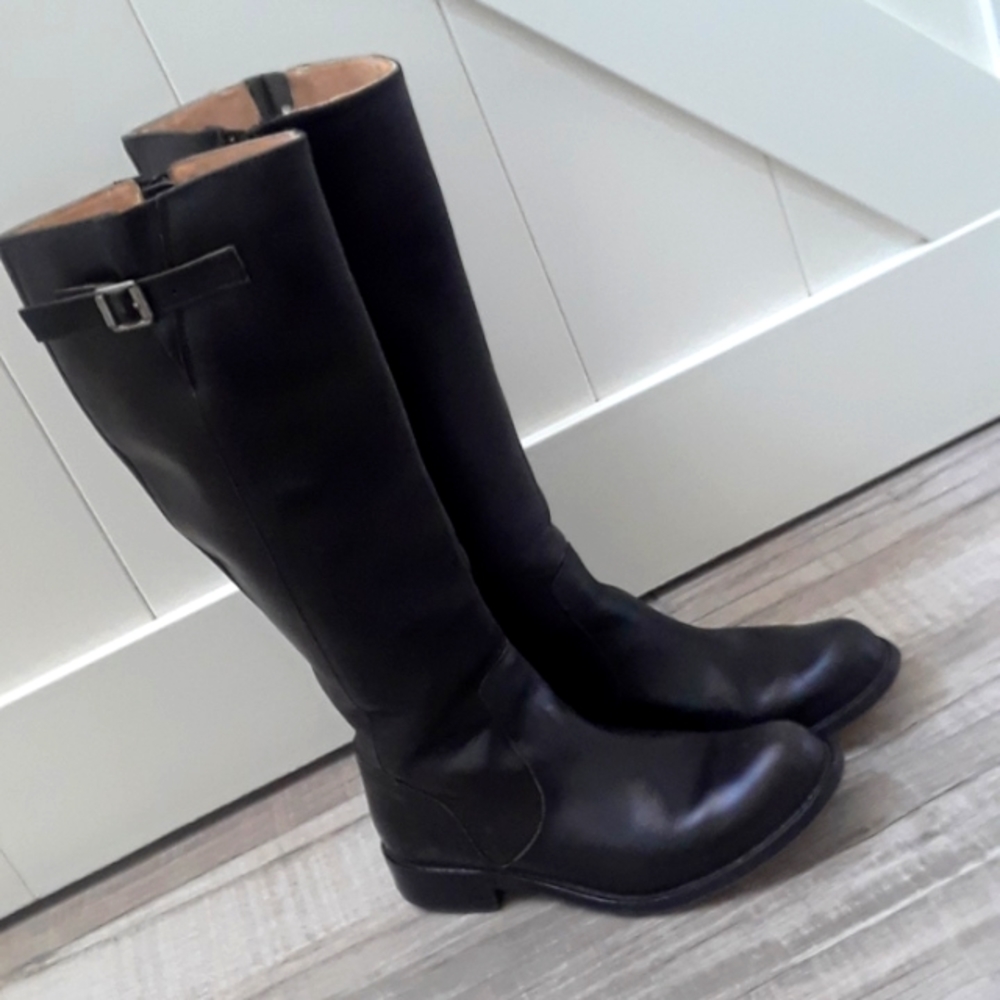 JOHN FLUEVOG BOOTS..7 - Picture 1 of 12